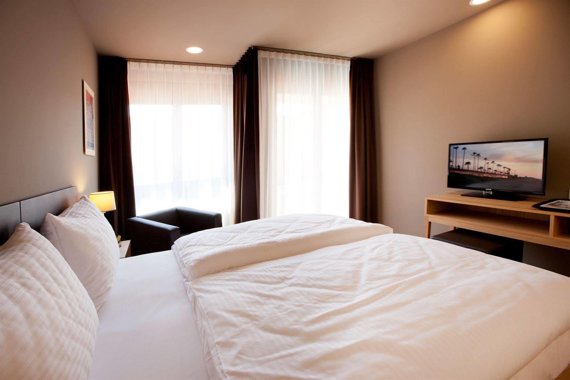 Hotel Am Garnmarkt Гетцис Екстер'єр фото
